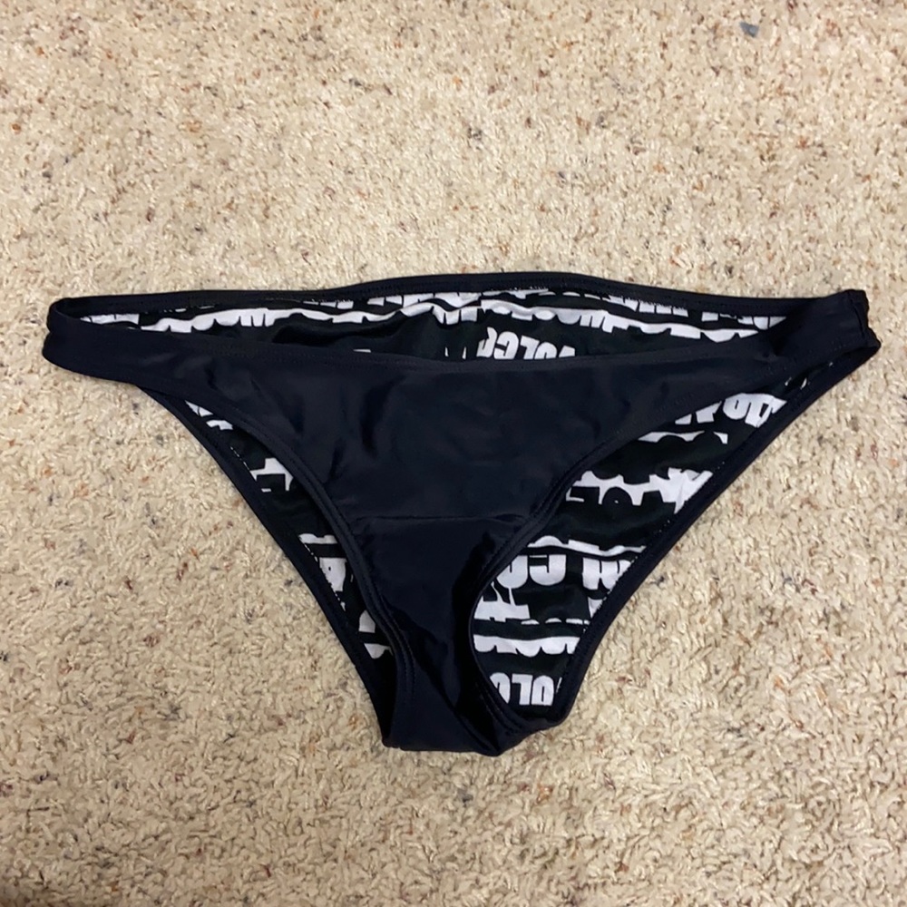 Volcom bikini bottom-size medium
